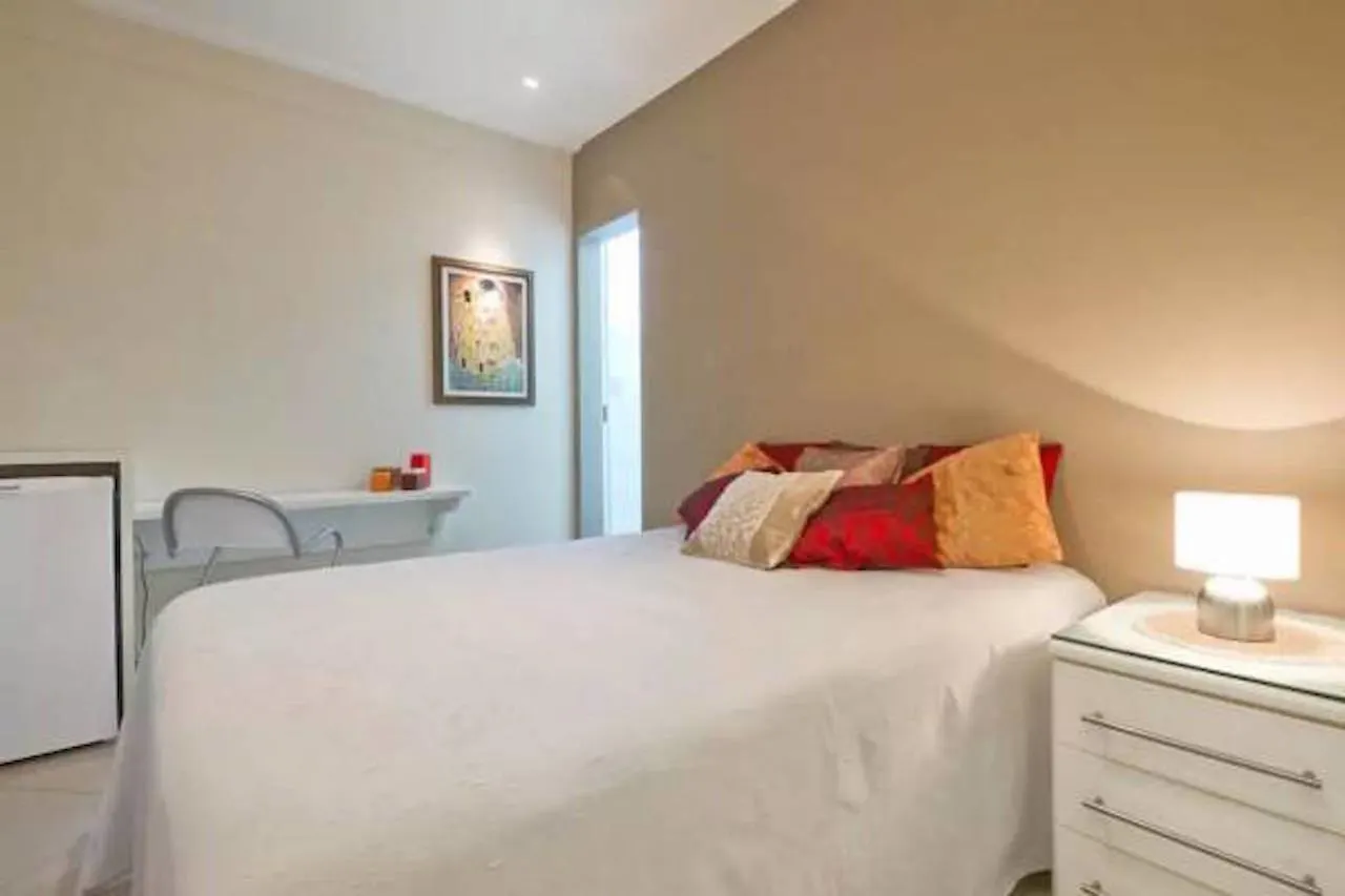 Homestay 3 - Avenida Carlos Gomes Porto Alegre
